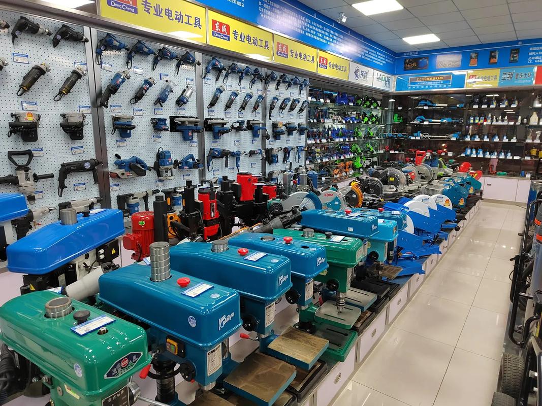 未來萬家五金機電廣西宜州店 全國連鎖，誠信經營，專注氣動與機電